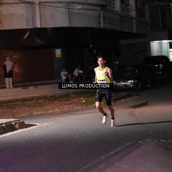 Runner Photo 7966372