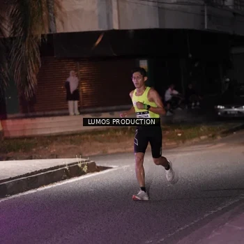 Runner Photo 7966391