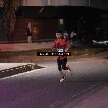 Runner Photo 7966574