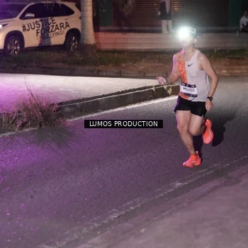 Runner Photo 7966641