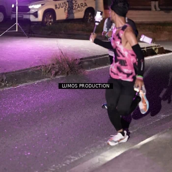 Runner Photo 7966663