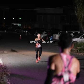 Runner Photo 7966865