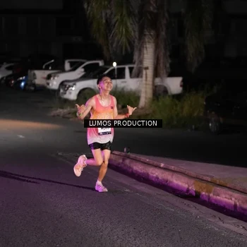 Runner Photo 7967010