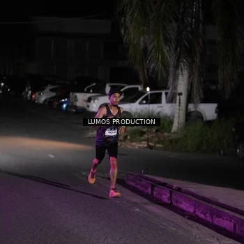 Runner Photo 7967042
