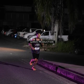 Runner Photo 7967043