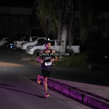 Runner Photo 7967044
