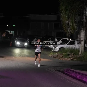 Runner Photo 7967080