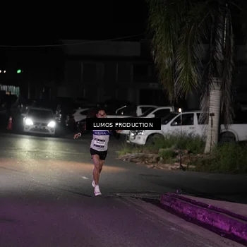 Runner Photo 7967087