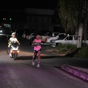 Runner Photo 7967139