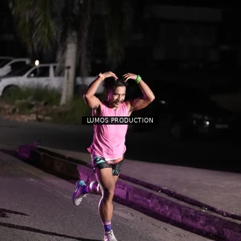 Runner Photo 7967173