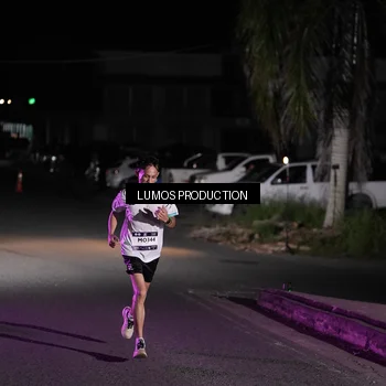 Runner Photo 7967259