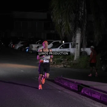 Runner Photo 7967377