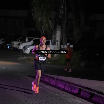 Runner Photo 7967386