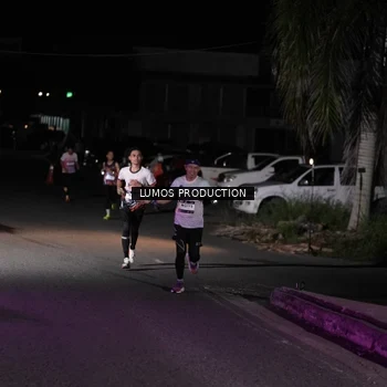 Runner Photo 7967420