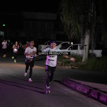 Runner Photo 7967437