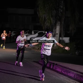 Runner Photo 7967450