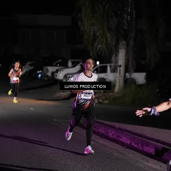 Runner Photo 7967456
