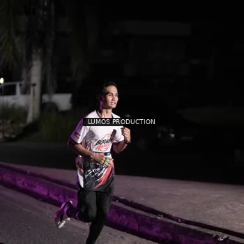 Runner Photo 7967477