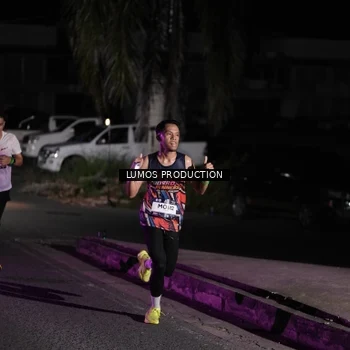 Runner Photo 7967513