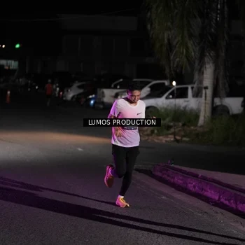 Runner Photo 7967514