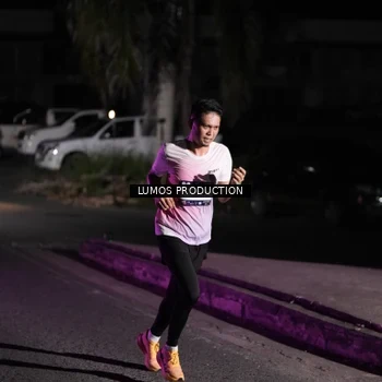 Runner Photo 7967531