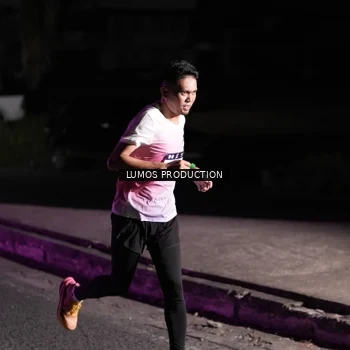 Runner Photo 7967539