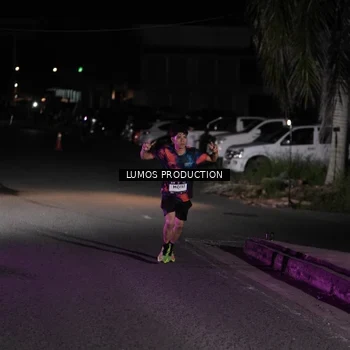 Runner Photo 7967560