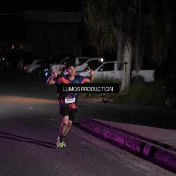 Runner Photo 7967574