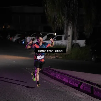 Runner Photo 7967576