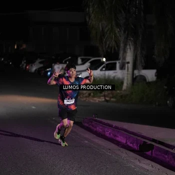 Runner Photo 7967577