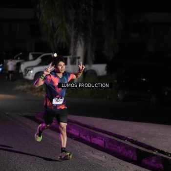 Runner Photo 7967589