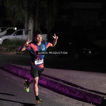Runner Photo 7967590