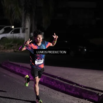 Runner Photo 7967591