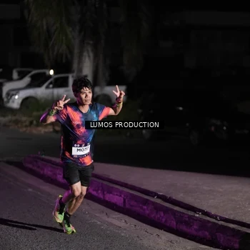 Runner Photo 7967592