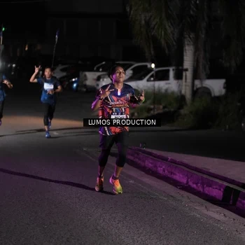 Runner Photo 7967625