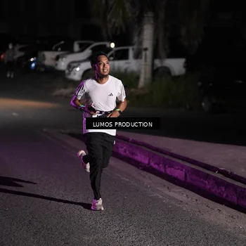Runner Photo 7967737