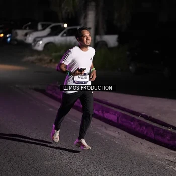 Runner Photo 7967739