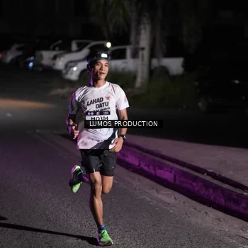 Runner Photo 7967858