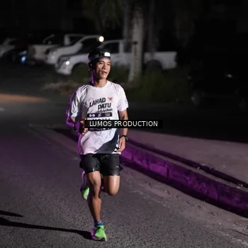 Runner Photo 7967859
