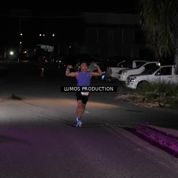 Runner Photo 7967893