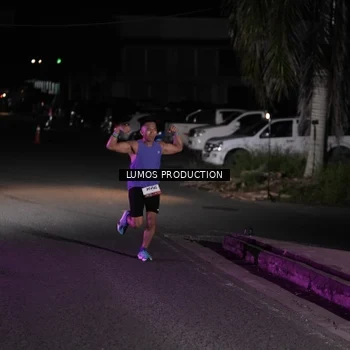 Runner Photo 7967907