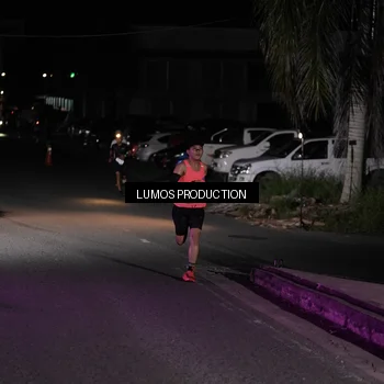 Runner Photo 7967976