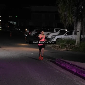 Runner Photo 7967981