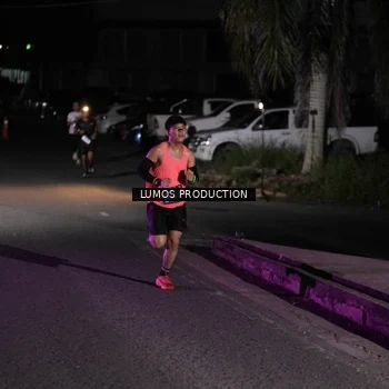 Runner Photo 7967993