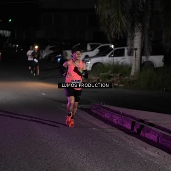 Runner Photo 7967995