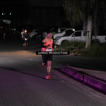 Runner Photo 7967998