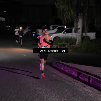 Runner Photo 7968000