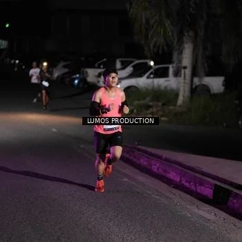 Runner Photo 7968004