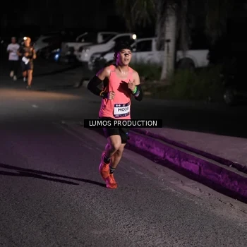 Runner Photo 7968008