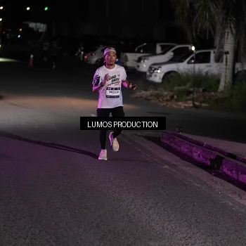 Runner Photo 7968080
